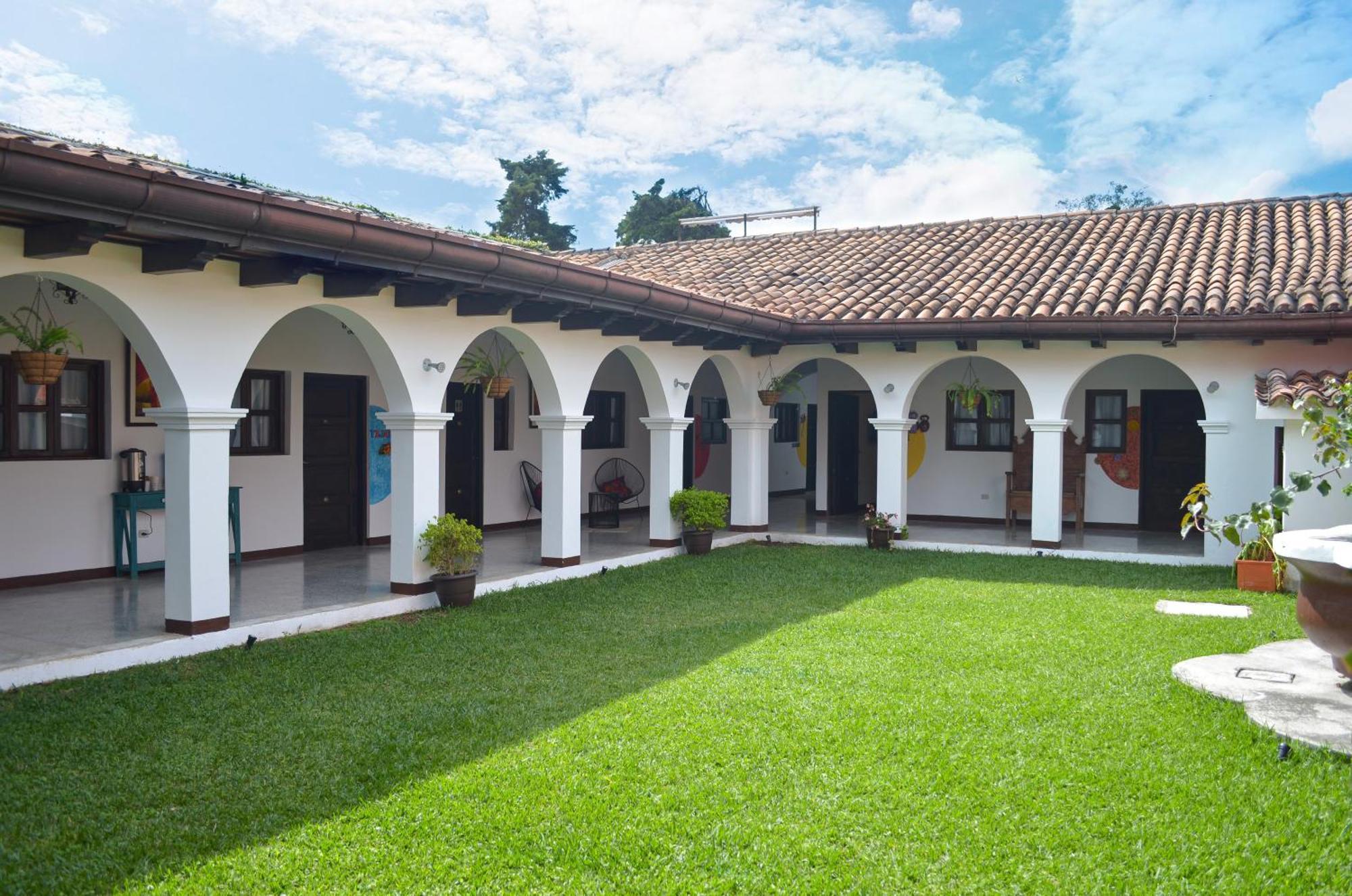Luna Maya Boutique Hotel Antigua ภายนอก รูปภาพ
